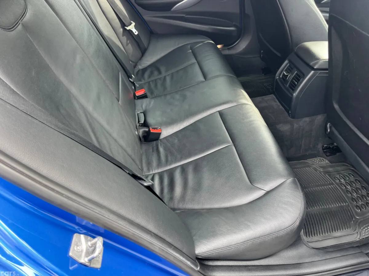 BMW 3-Series Saloon, Diesel, 2014, Blue