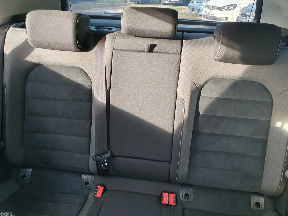 Volkswagen Golf Hatchback, Petrol, 2015, Blue