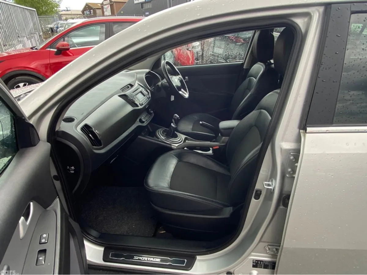 Kia Sportage MPV, Diesel, 2015, Silver