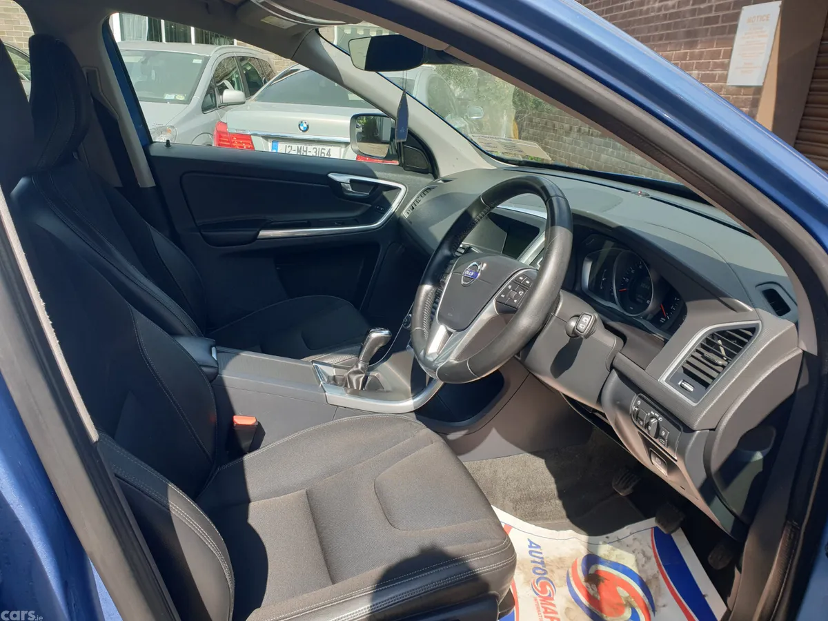 Volvo XC60 SUV, Diesel, 2016, Blue