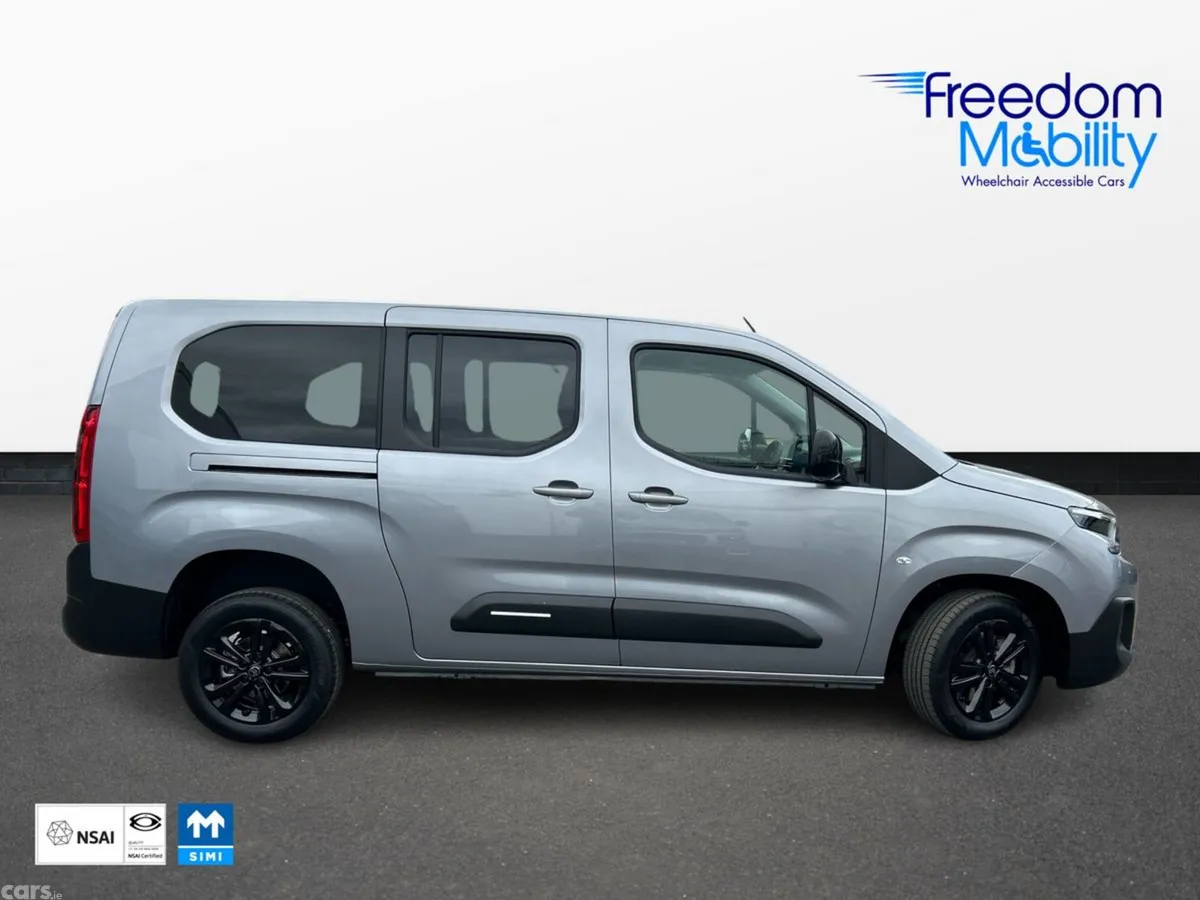 Citroen Berlingo Multispace MPV, Diesel, 2025, Grey