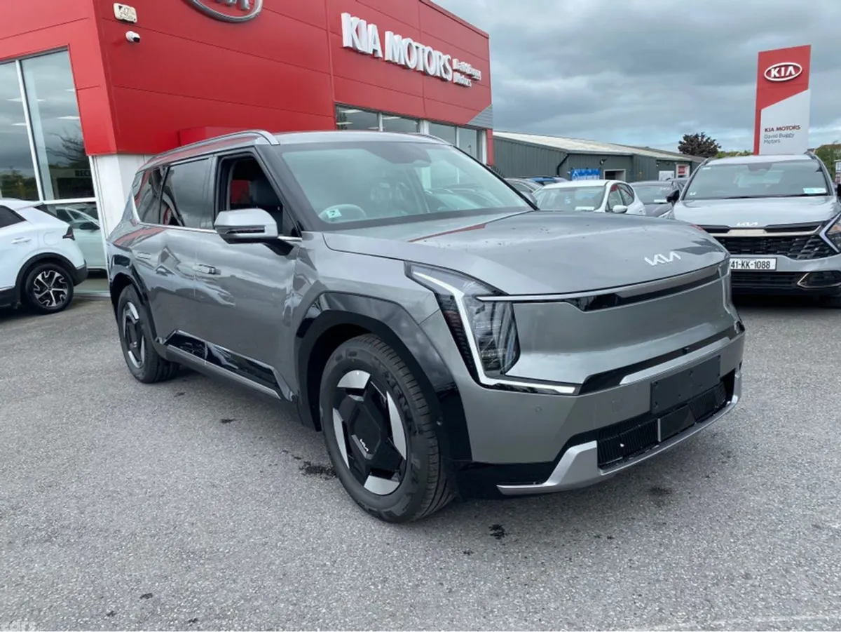 Kia EV9 SUV, Electric, 2024, Grey