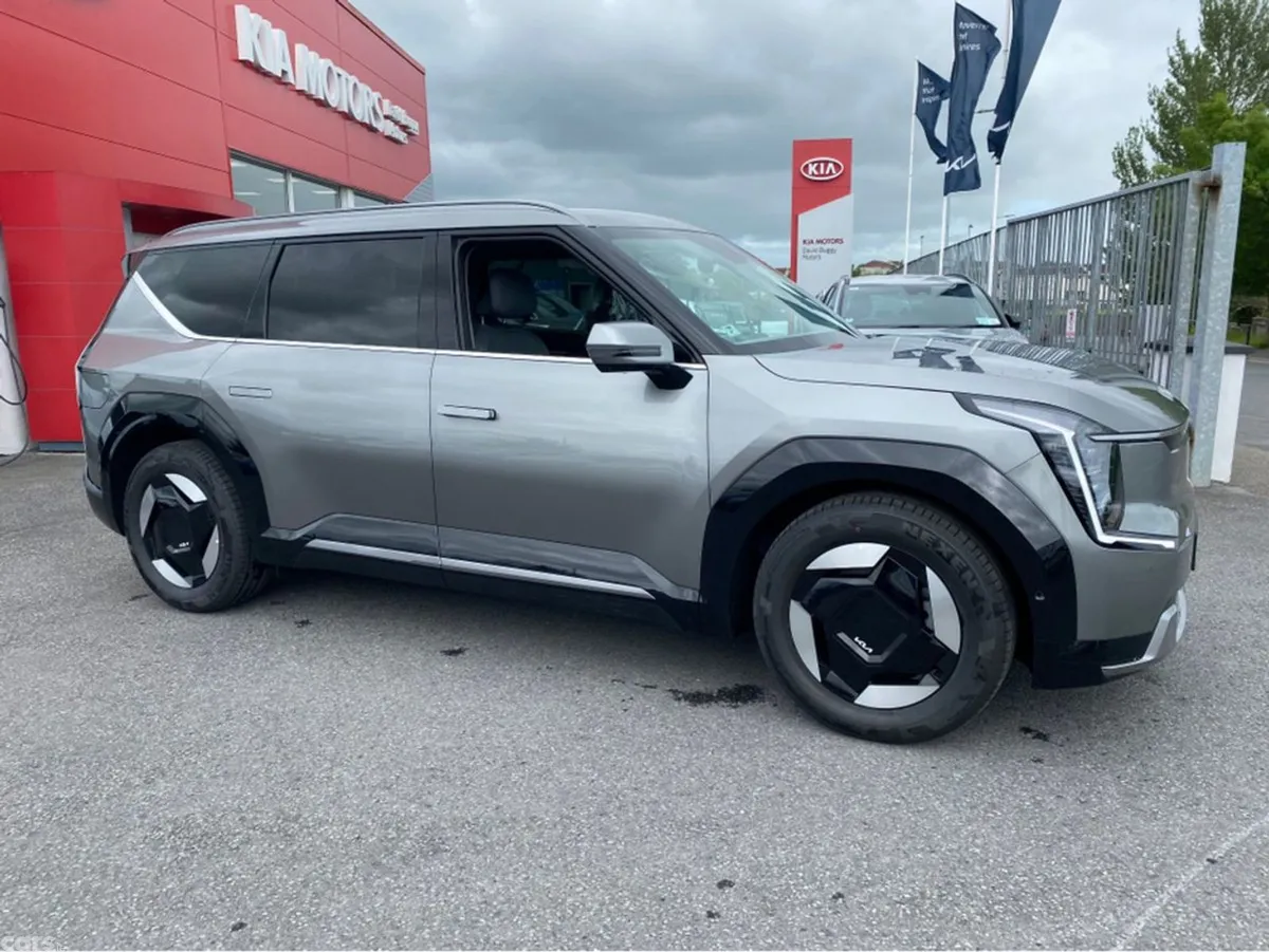 Kia EV9 SUV, Electric, 2024, Grey