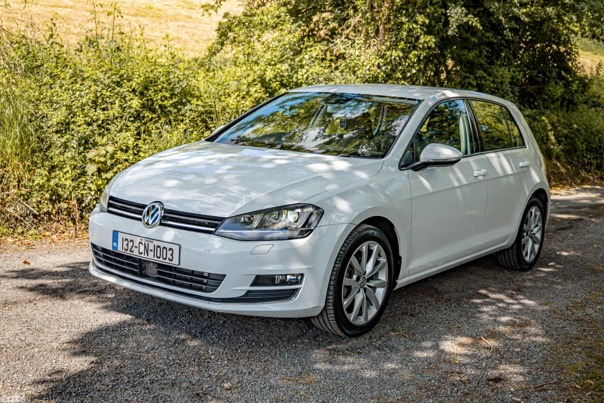 Volkswagen Golf Hatchback, Petrol, 2013, White
