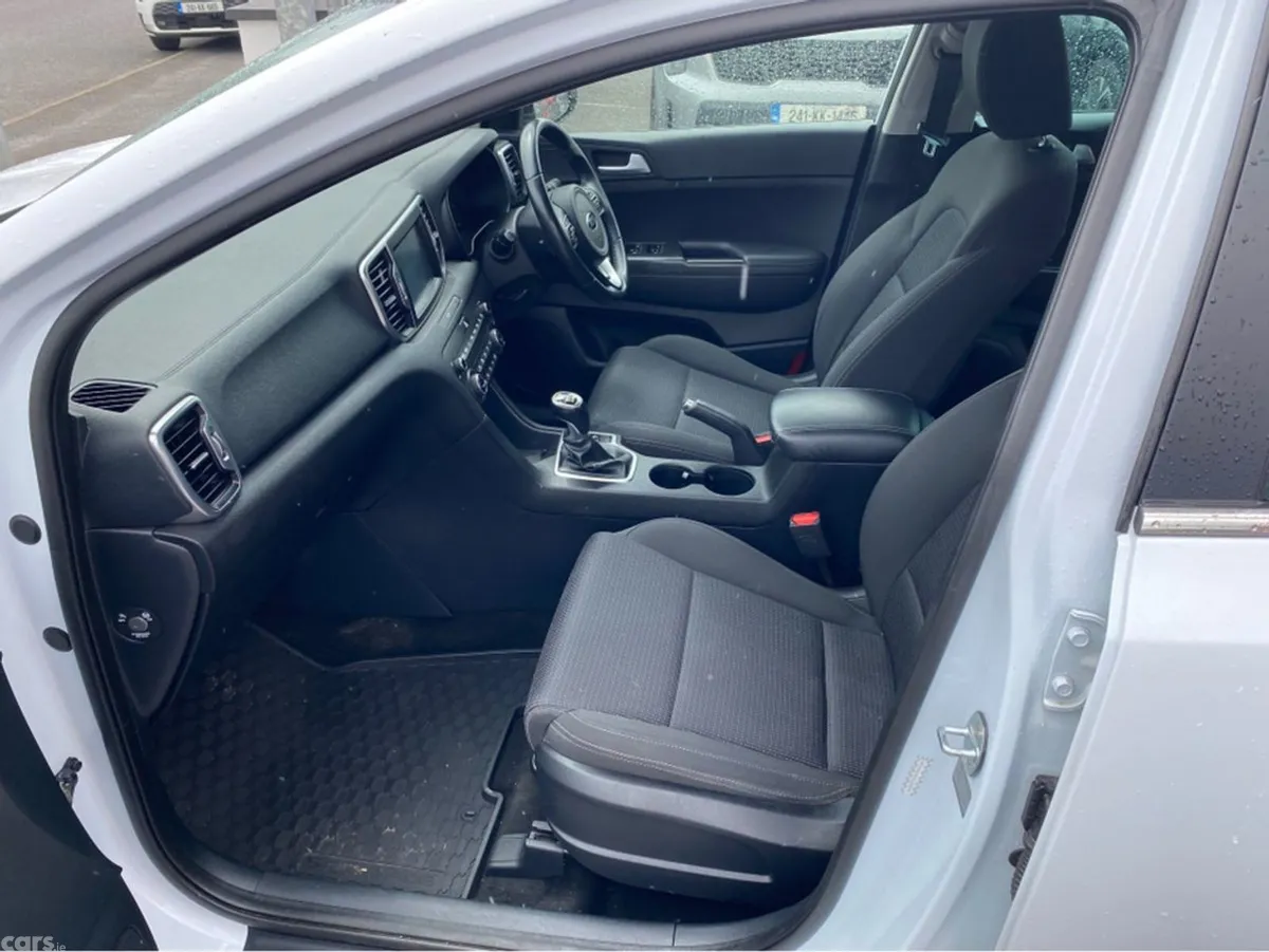 Kia Sportage Estate, Petrol, 2017, White