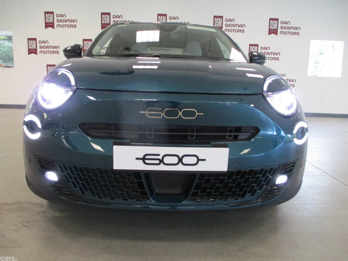 Fiat 600 SUV, Petrol Hybrid, 2026, Green