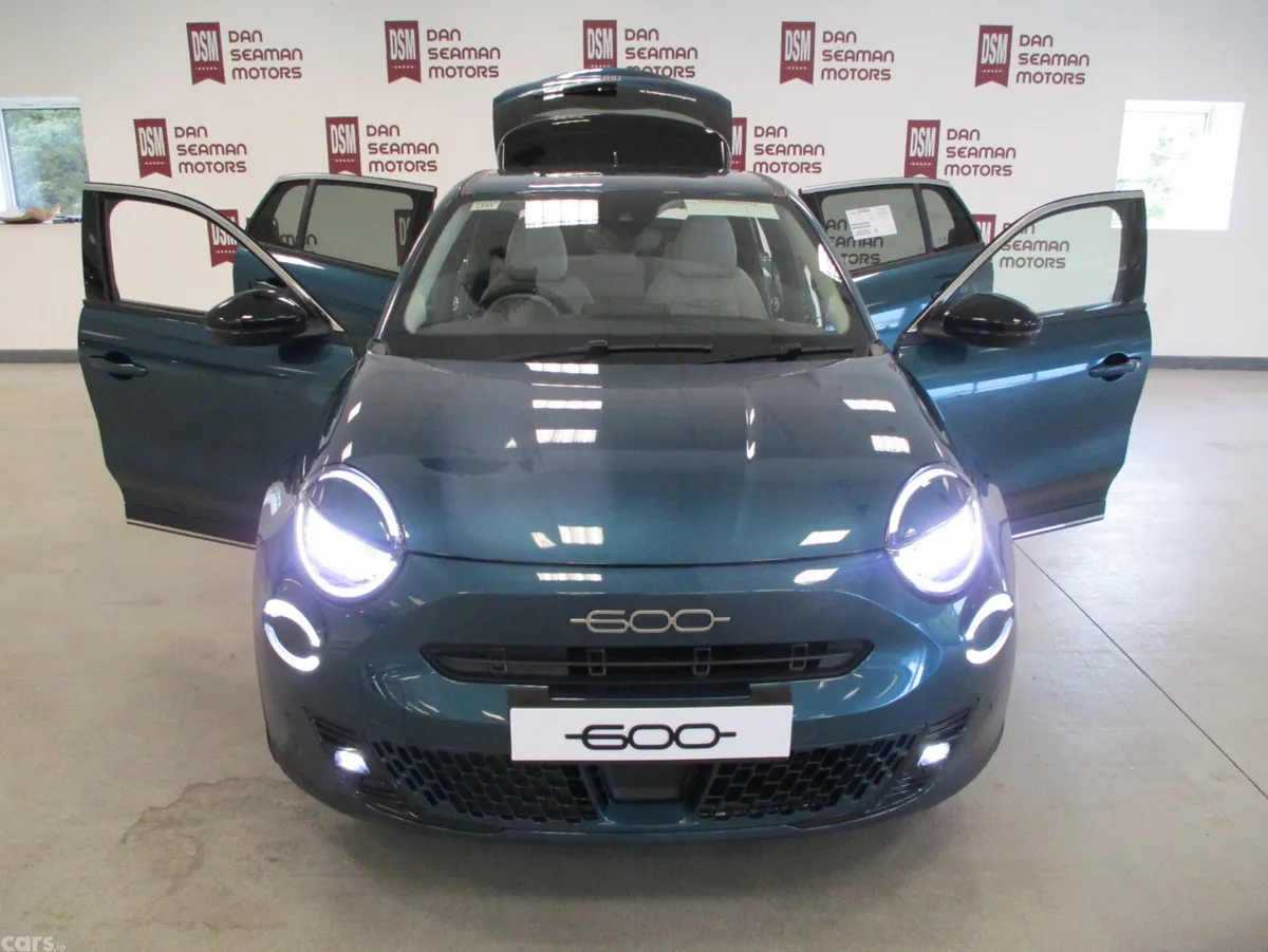 Fiat 600 SUV, Petrol Hybrid, 2026, Green