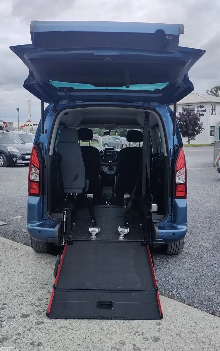 Peugeot Partner MPV, Diesel, 2017, Blue