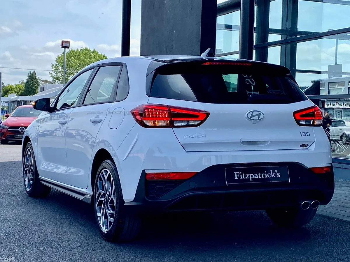 Hyundai i30 Hatchback, Petrol, 2027, White
