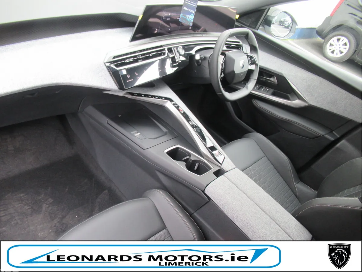 Peugeot 3008 SUV, Petrol Hybrid, 2026, White