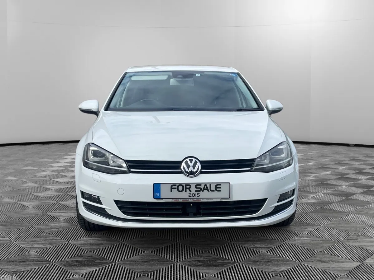 Volkswagen Golf Hatchback, Petrol, 2015, White