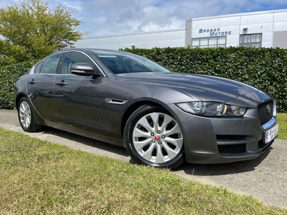 Jaguar XE Saloon, Diesel, 2016, Grey