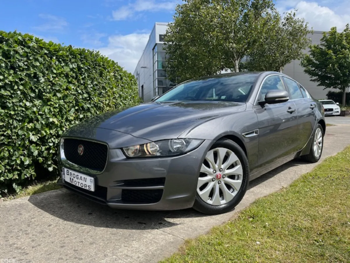 Jaguar XE Saloon, Diesel, 2016, Grey