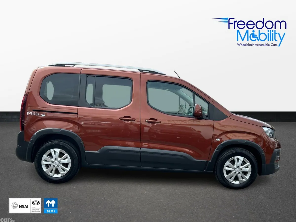 Peugeot Rifter MPV, Diesel, 2020, Gold