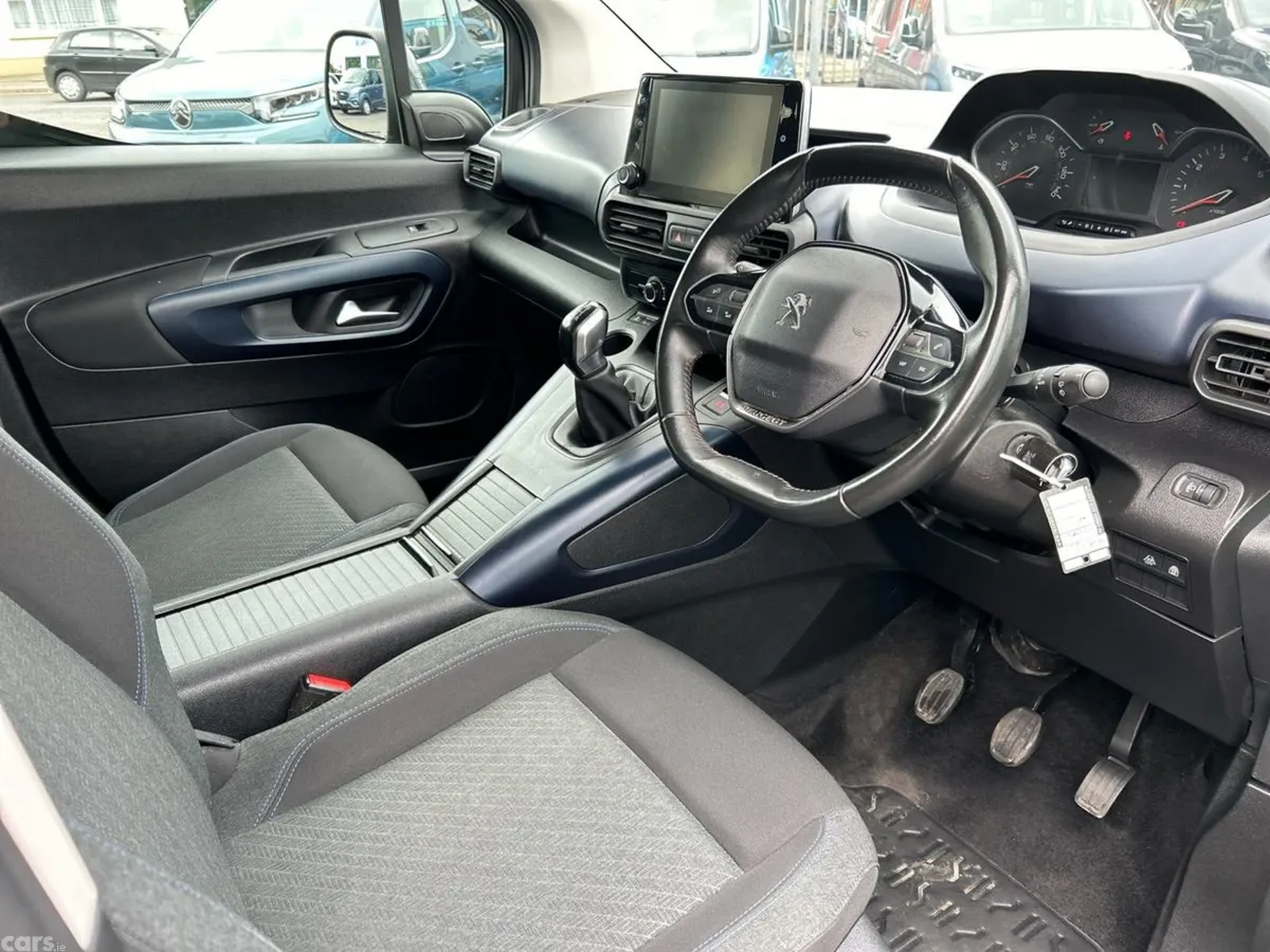 Peugeot Rifter MPV, Diesel, 2020, Grey