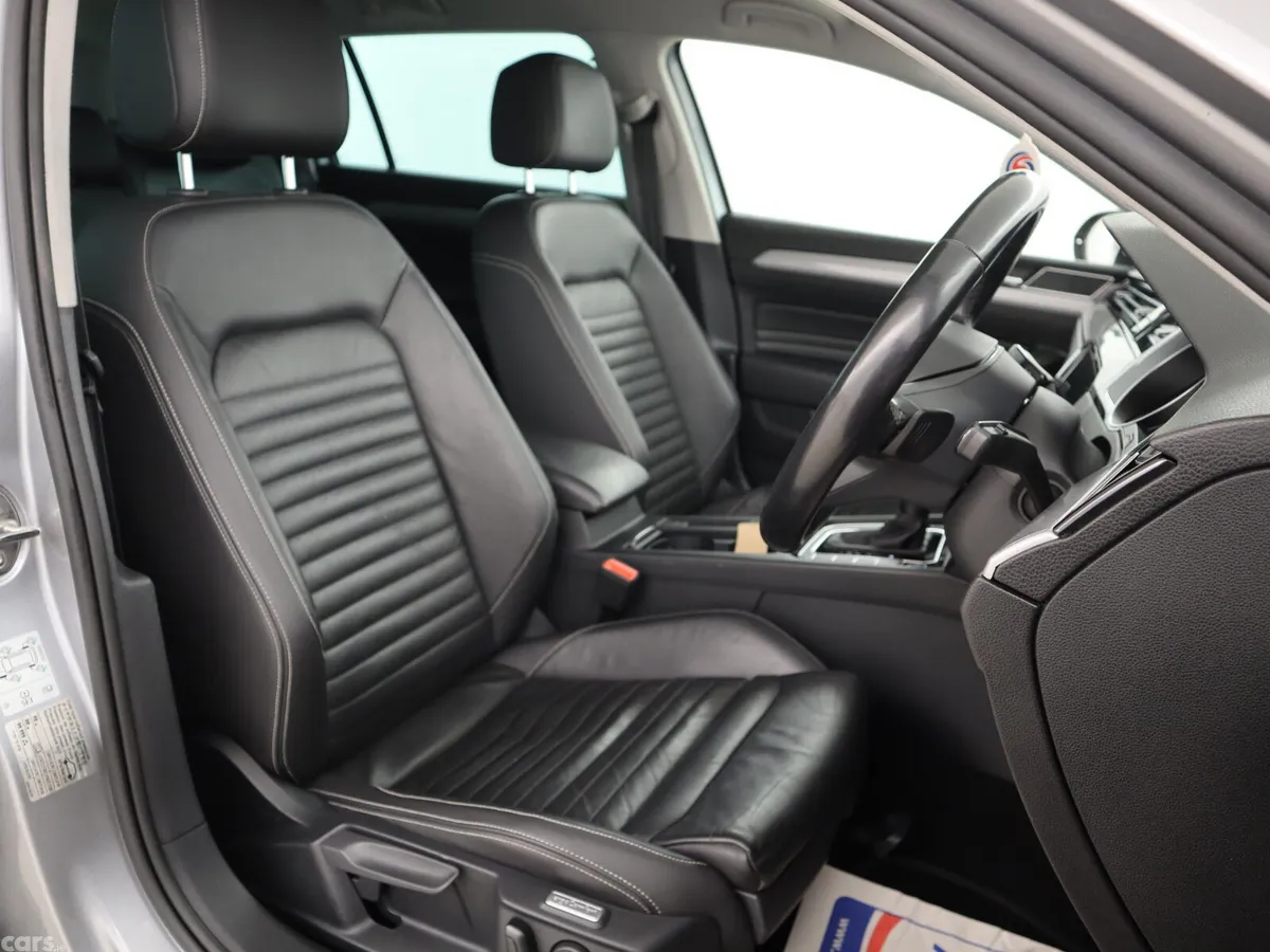 Volkswagen Passat Estate, Diesel, 2020, Silver