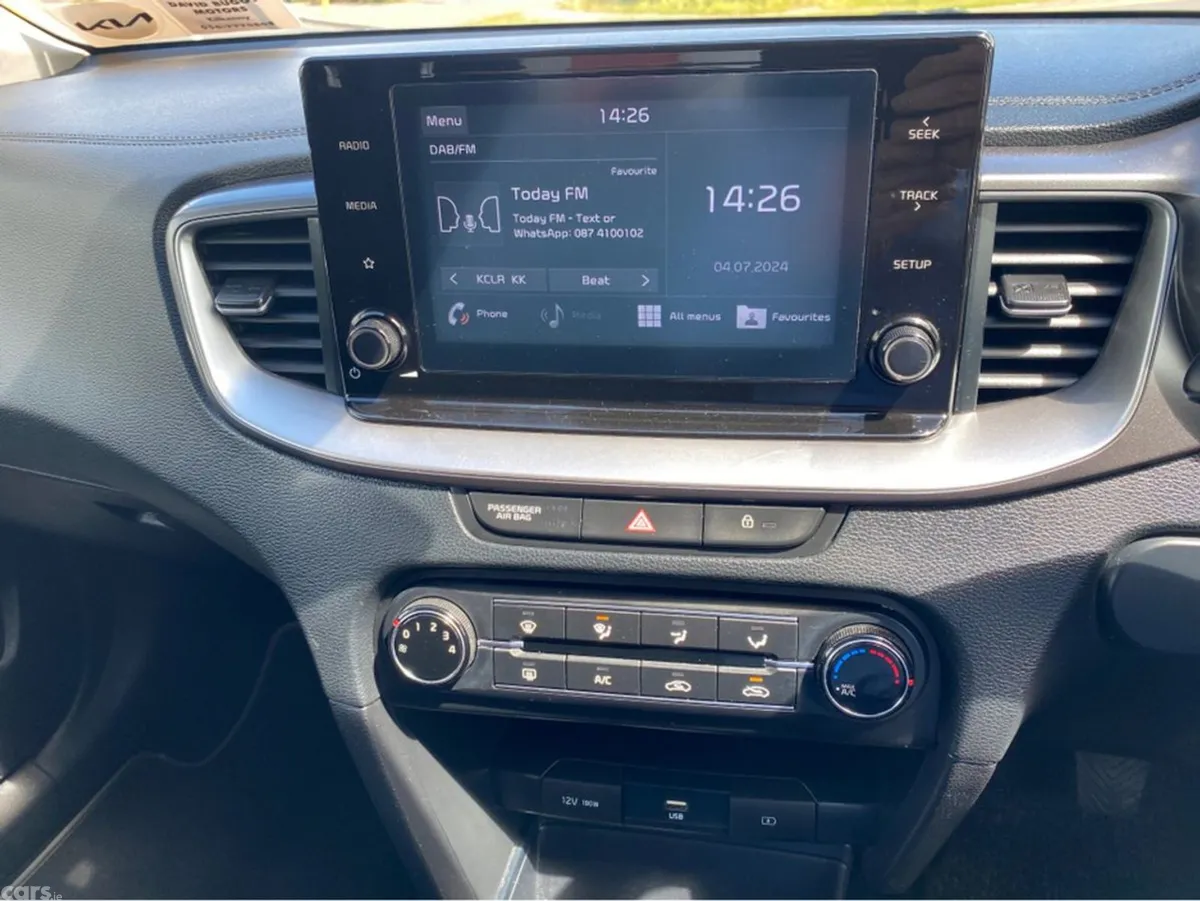 Kia Ceed Hatchback, Diesel, 2020, Grey