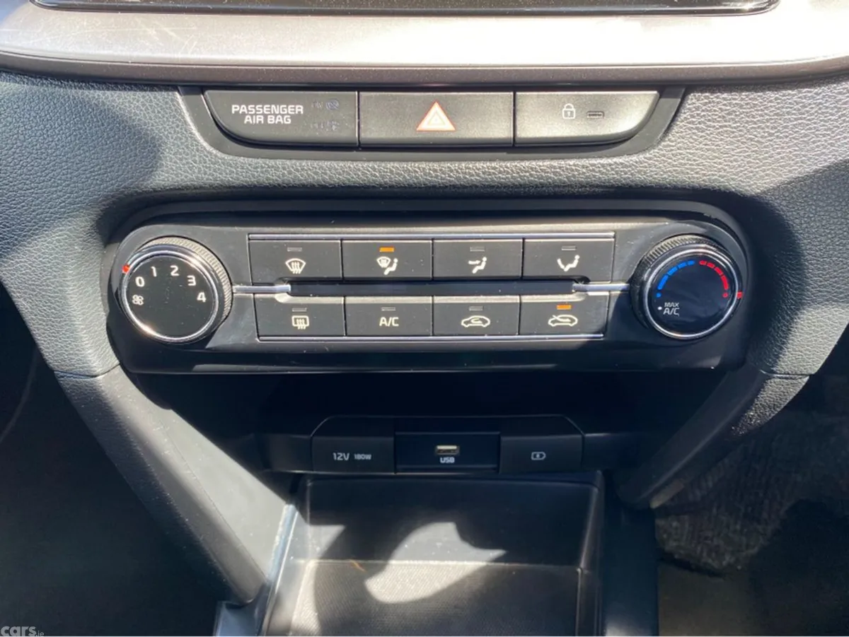 Kia Ceed Hatchback, Diesel, 2020, Grey