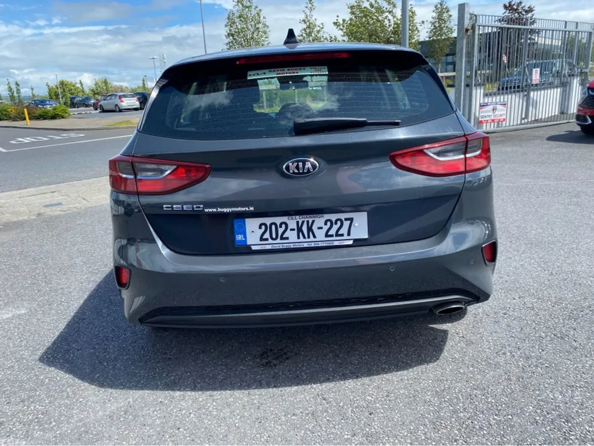 Kia Ceed Hatchback, Diesel, 2020, Grey