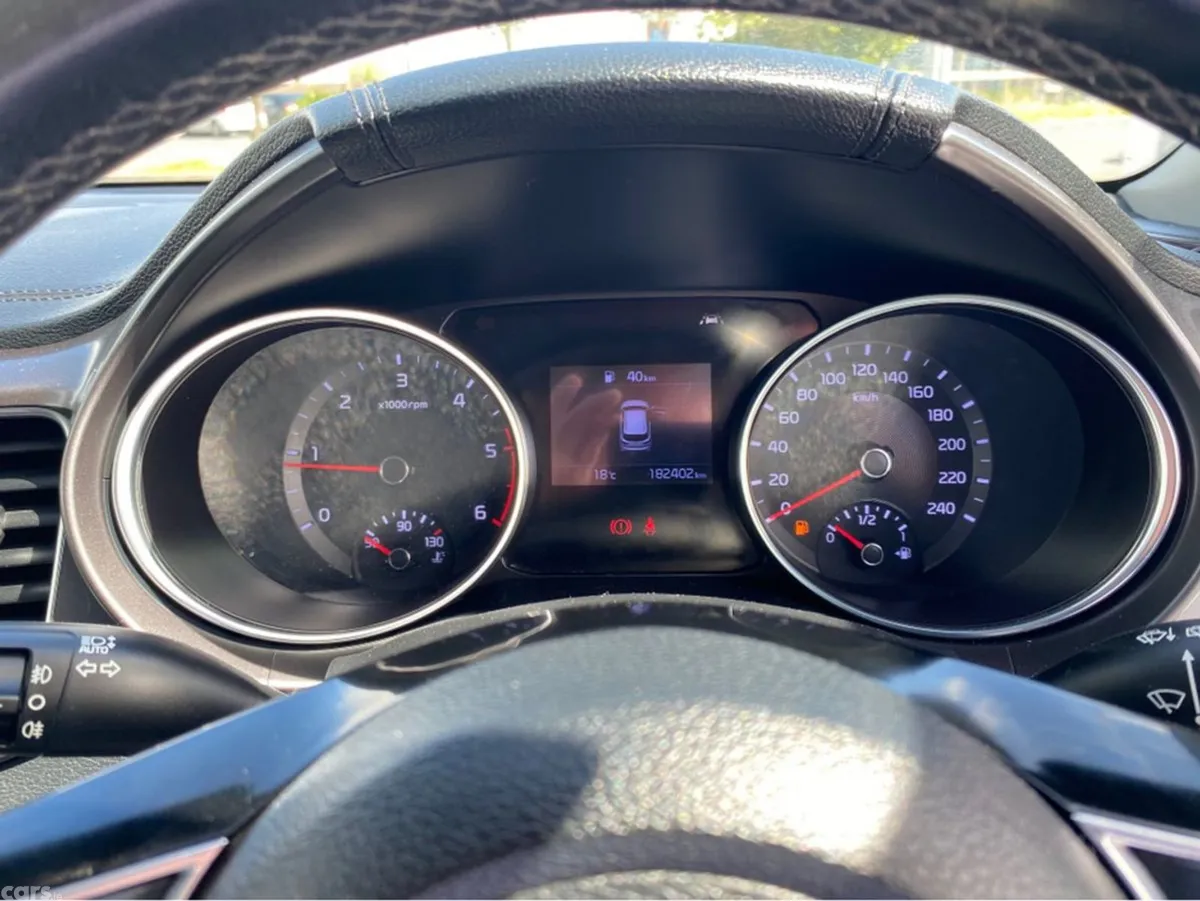 Kia Ceed Hatchback, Diesel, 2020, Grey