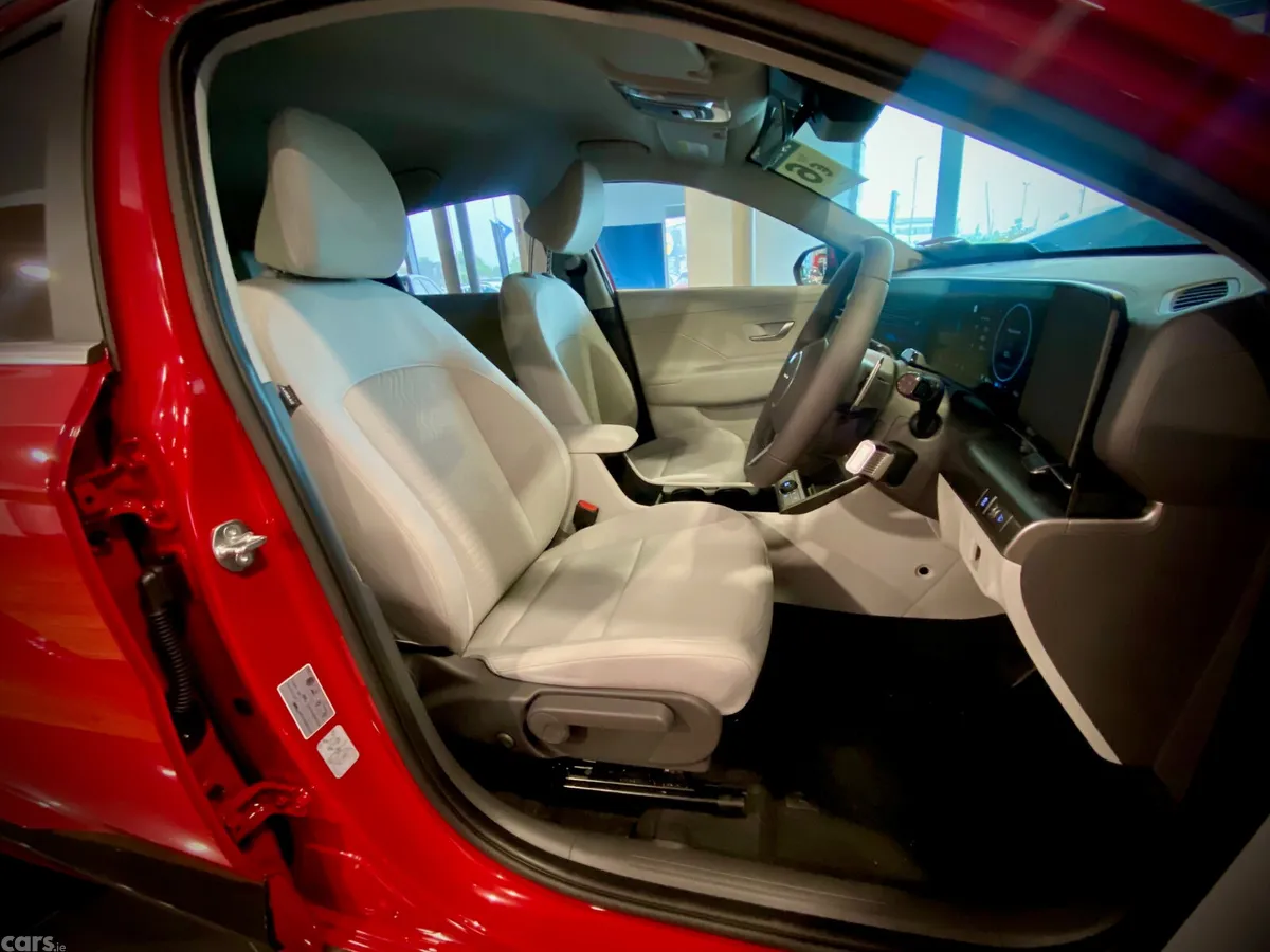 Hyundai KONA SUV, Electric, 2027, Red