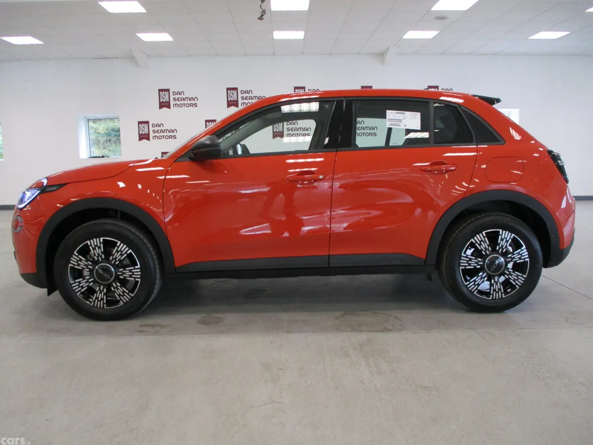 Fiat 600 SUV, Petrol Hybrid, 2026, Orange