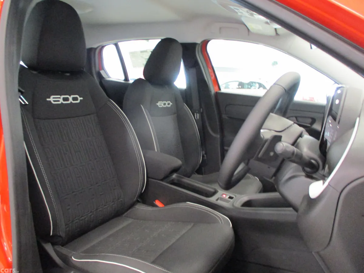 Fiat 600 SUV, Petrol Hybrid, 2026, Orange