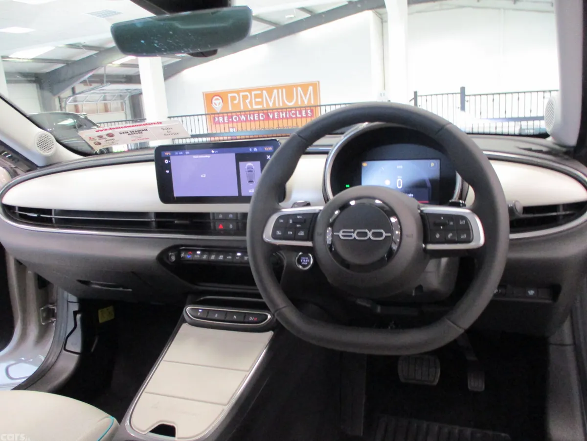 Fiat 600 SUV, Petrol Hybrid, 2026, Beige