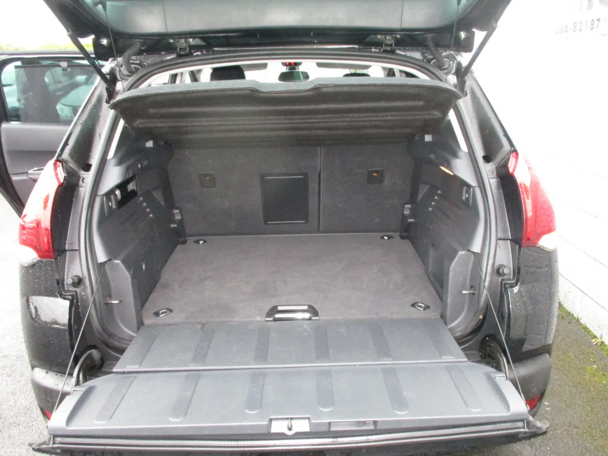 Peugeot 3008 SUV, Diesel, 2014, Black