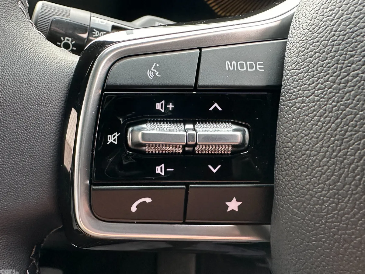 Kia Sorento Van, Diesel, 2026, Black