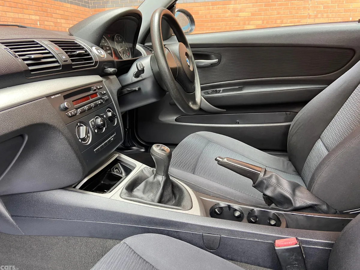 BMW 1-Series Hatchback, Petrol, 2008, Black
