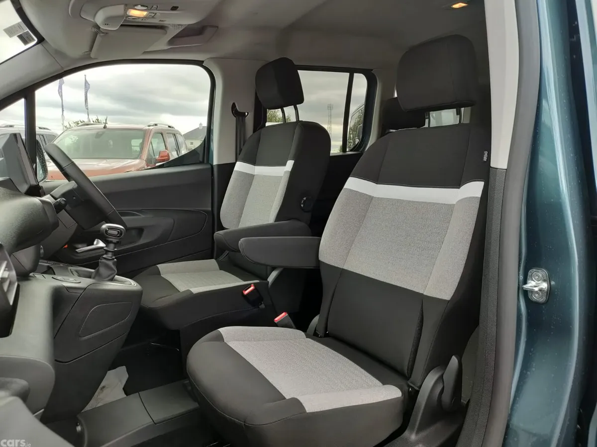 Citroen Berlingo Multispace MPV, Diesel, 2027, Blue
