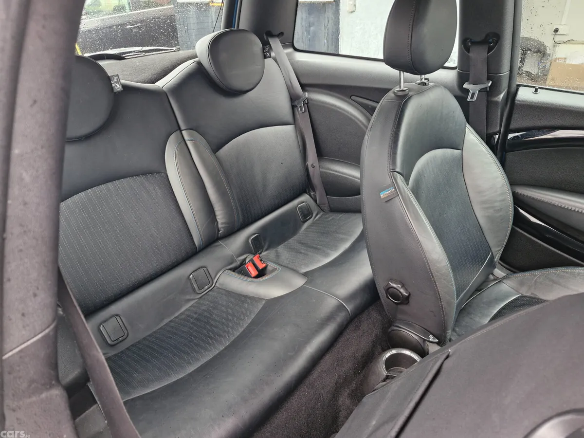 Mini Cooper Hatchback, Petrol, 2012, Blue