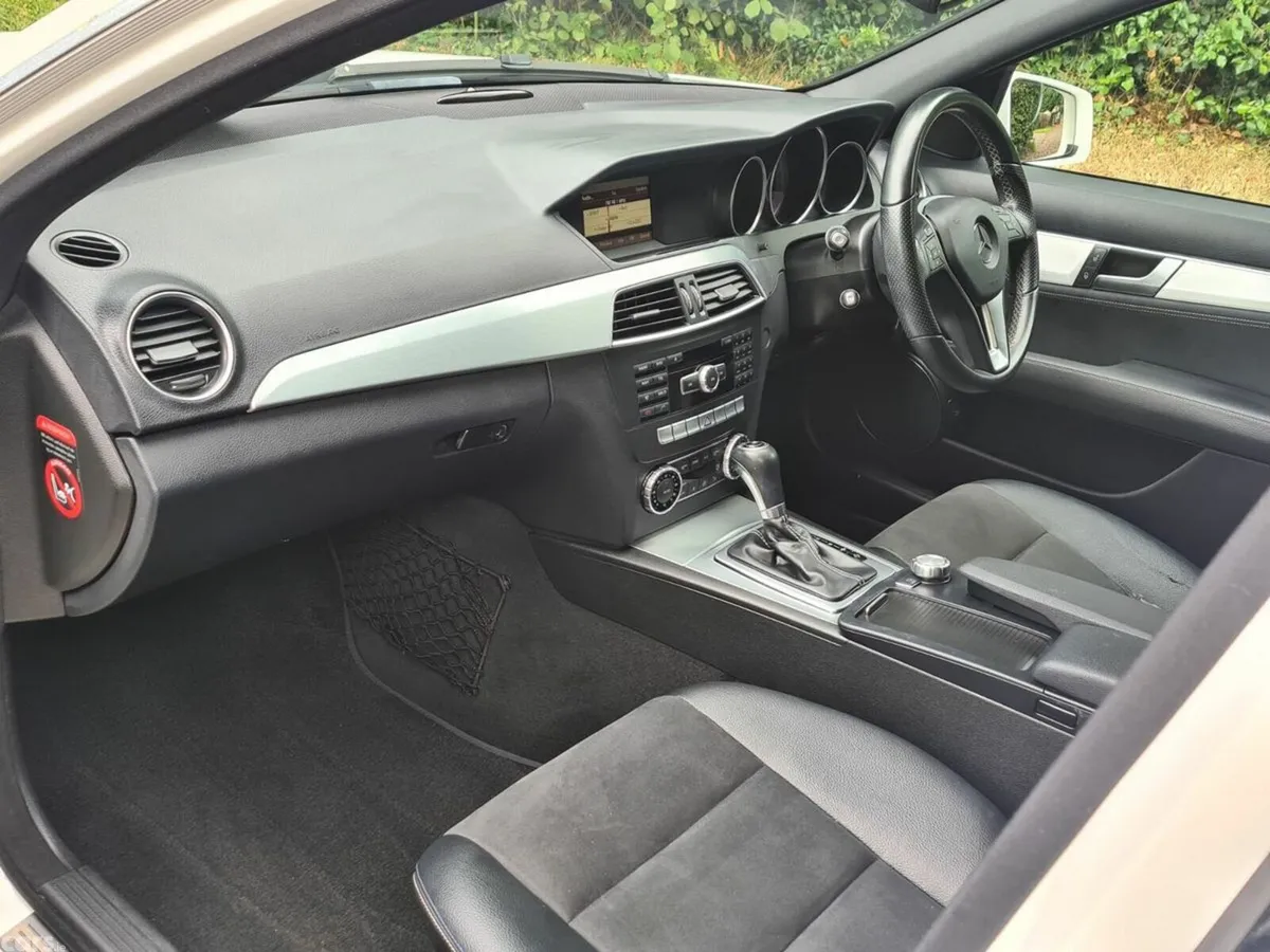 Mercedes-Benz C-Class Saloon, Diesel, 2014, White