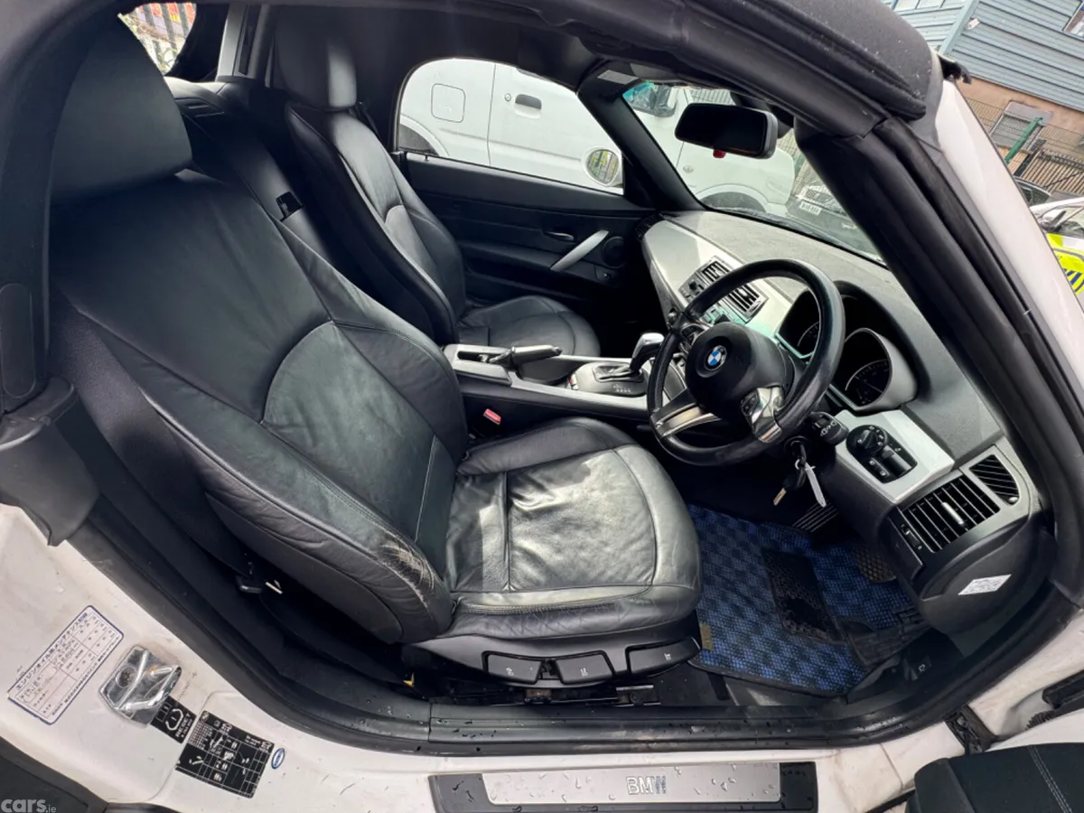 BMW Z4 Convertible, Petrol, 2007, White