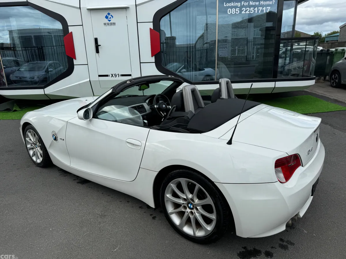 BMW Z4 Convertible, Petrol, 2007, White