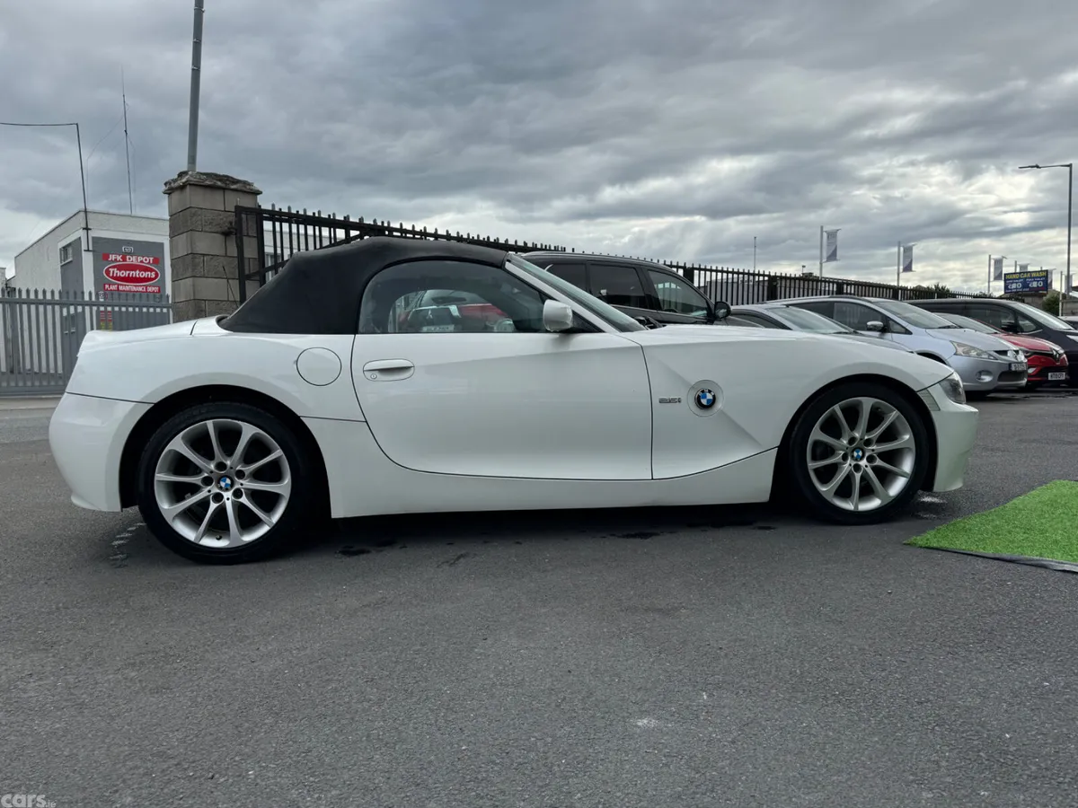 BMW Z4 Convertible, Petrol, 2007, White