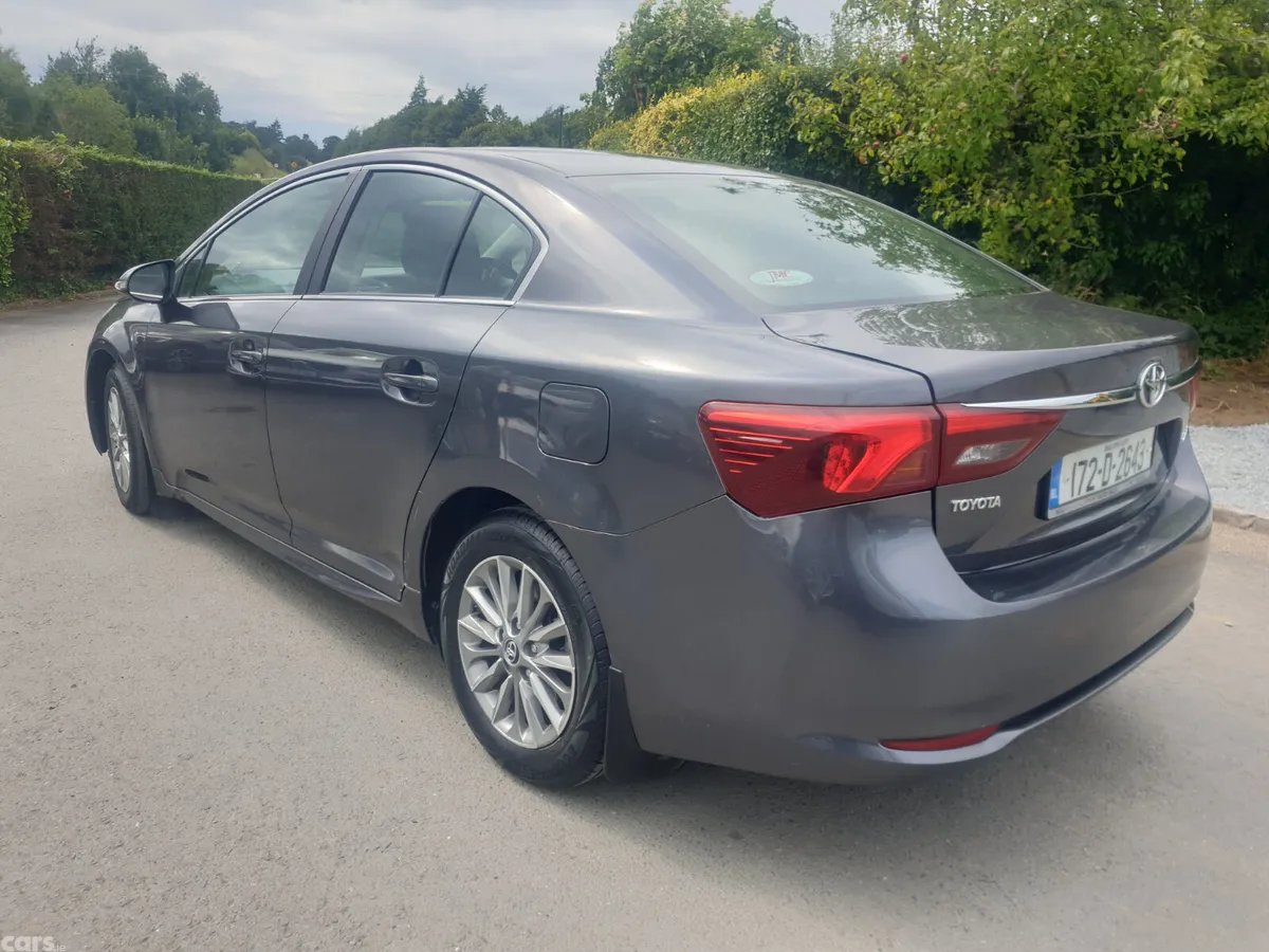 Toyota Avensis Saloon, Diesel, 2017, Grey