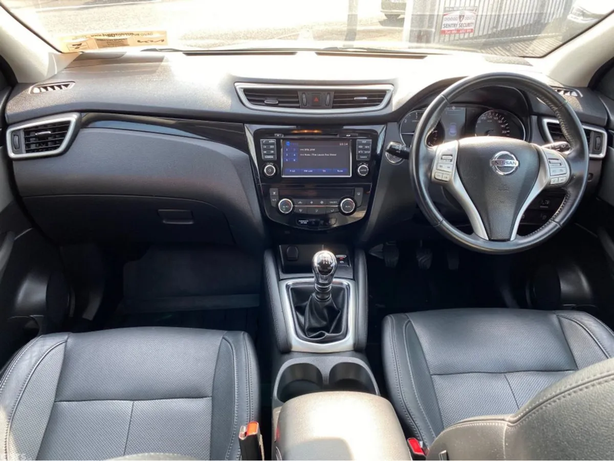 Nissan Qashqai MPV, Diesel, 2017, Grey