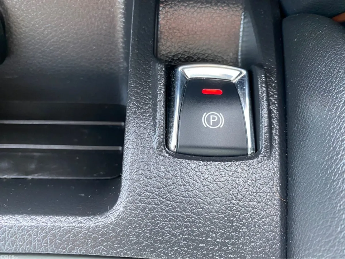 Nissan Qashqai MPV, Diesel, 2017, Grey