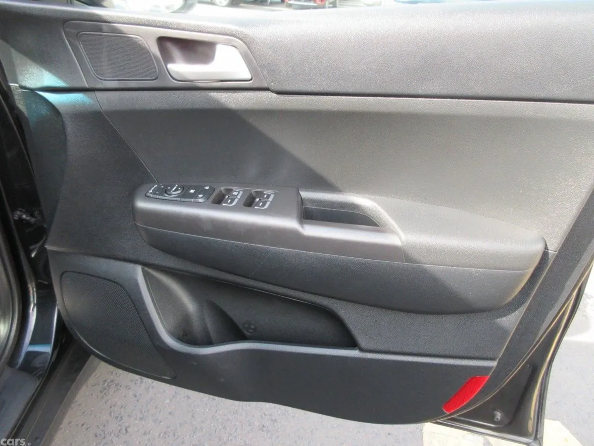 Kia Sportage SUV, Diesel Hybrid, 2022, Black