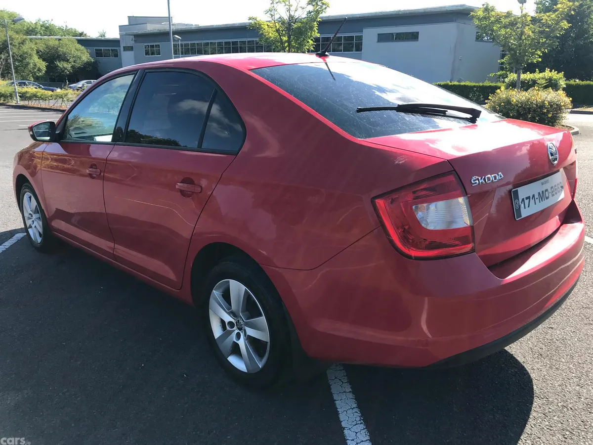 Skoda Rapid Hatchback, Diesel, 2017, Red