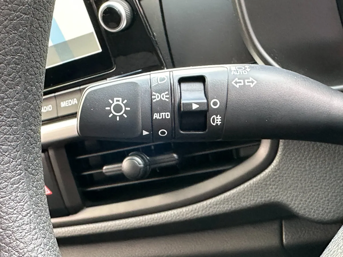 Kia Picanto Hatchback, Petrol, 2025, Silver