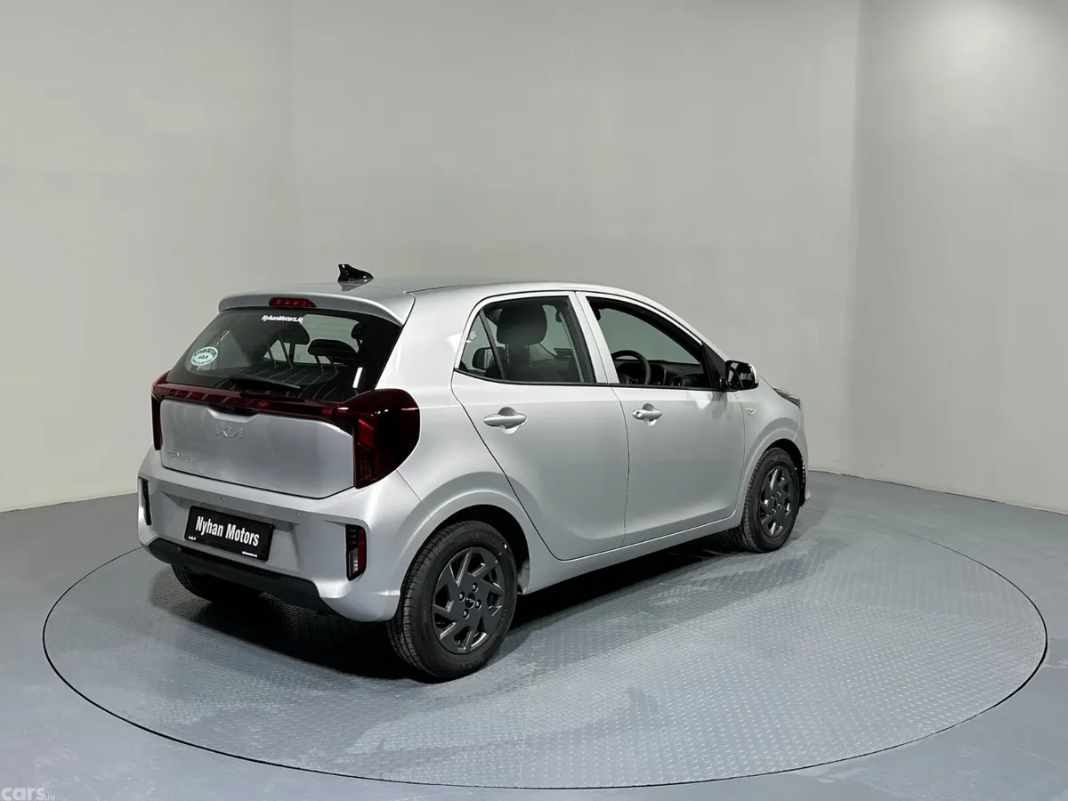 Kia Picanto Hatchback, Petrol, 2026, Silver