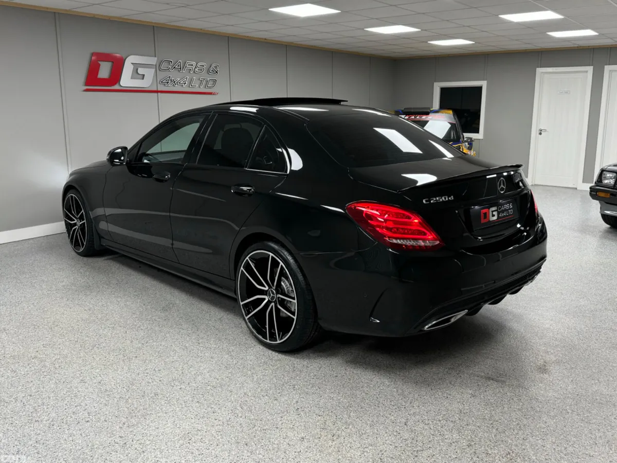 Mercedes-Benz C-Class Saloon, Diesel, 2018, Black