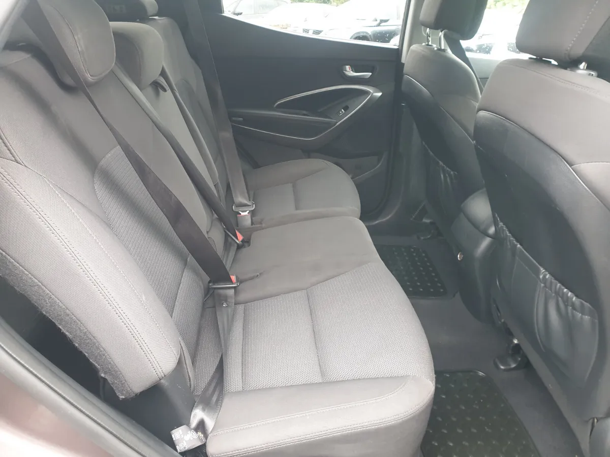 Hyundai Santa Fe SUV, Diesel, 2014, Gold