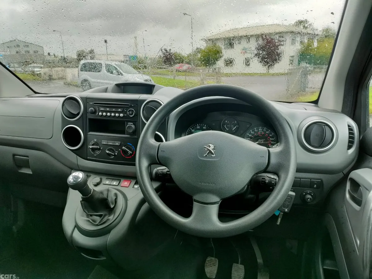 Peugeot Partner MPV, Diesel, 2019, Grey