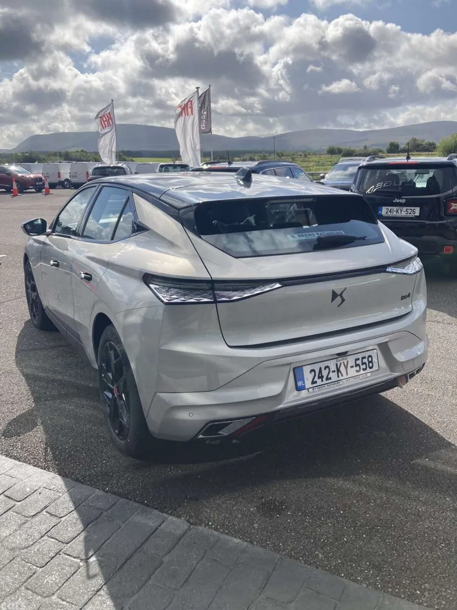 DS Automobiles DS 4 MPV, Petrol, 2024, Grey