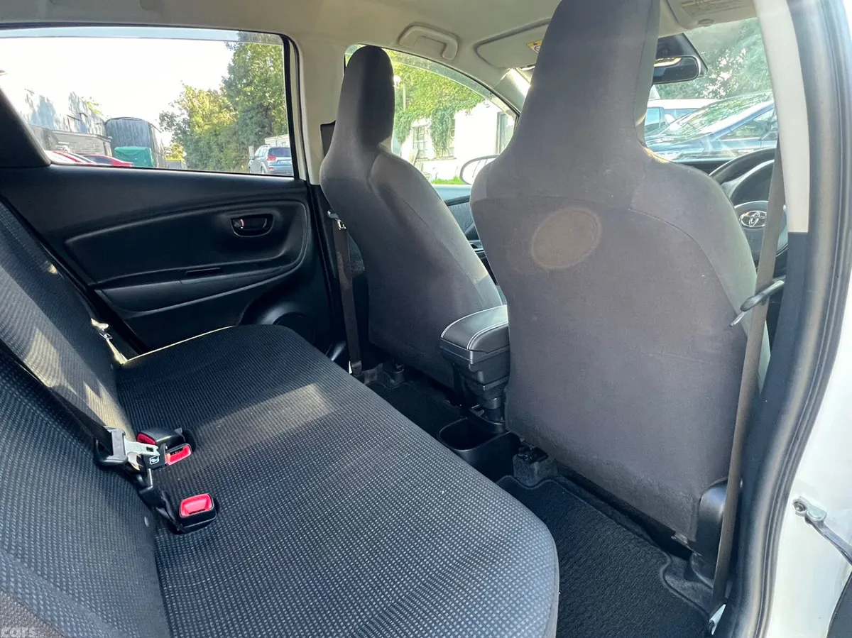 Toyota Vitz Hatchback, Petrol, 2017, White