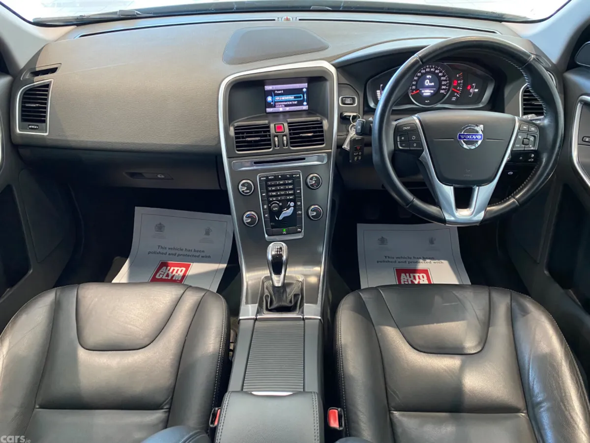 Volvo XC60 SUV, Diesel, 2016, White